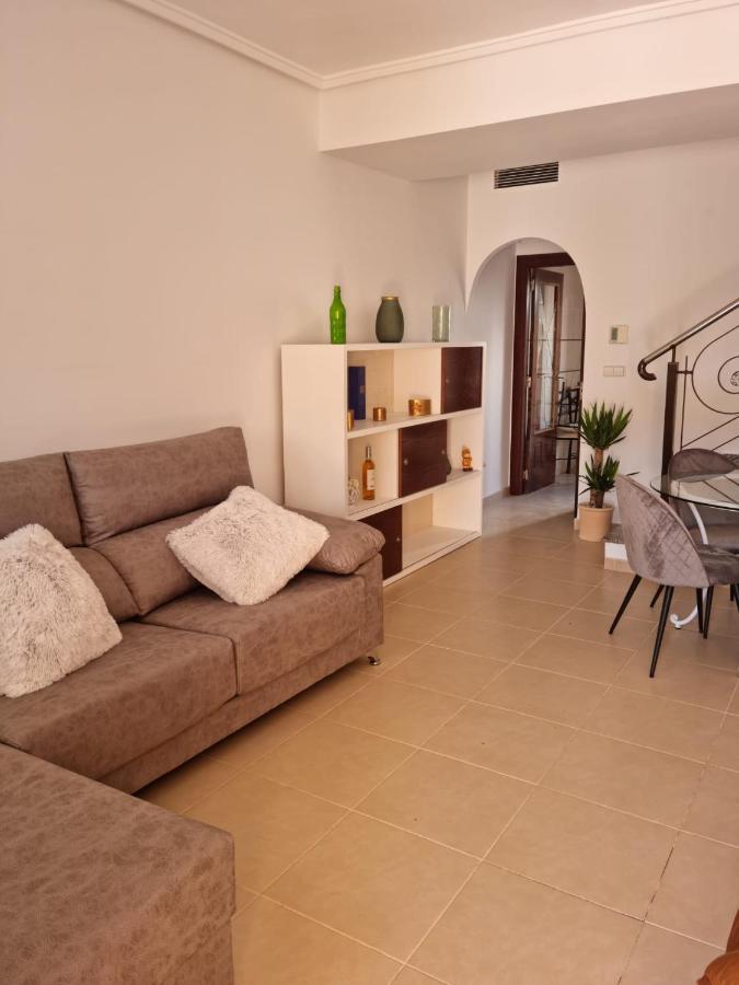 Agradable Adosado Con Piscina Βίλα Ciudad Quesada Εξωτερικό φωτογραφία