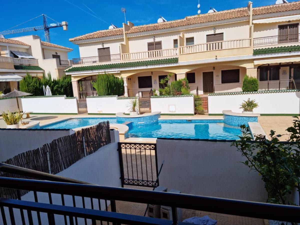 Agradable Adosado Con Piscina Βίλα Ciudad Quesada Εξωτερικό φωτογραφία
